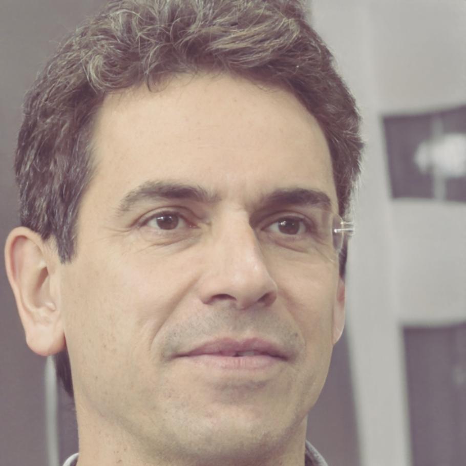 Ritratto professionale di Luca Marchetti